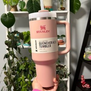 NWT Stanley 40oz Pink Dusk H2.0 Quencher